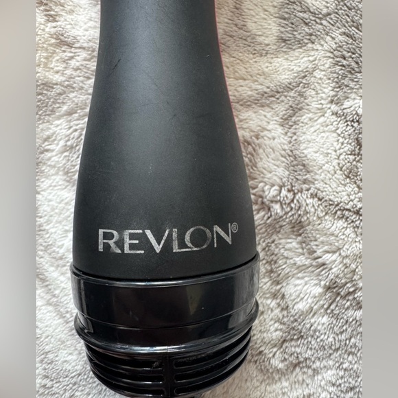 Revlon One-Step Volumizer Blowdry Brush Titanium Max Edition, Costco Exclusive - Picture 11 of 14